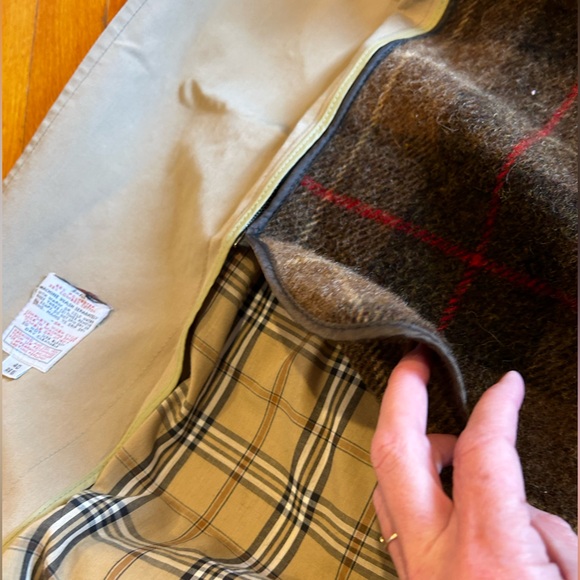 London Fog Classic Tan Trench Coat size 40 - Picture 5 of 7